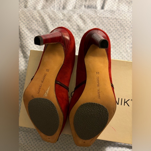 Manolo Blahnik Shoes. - Picture 2 of 2